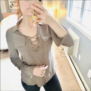 Romeo + Juliet olive lace up top